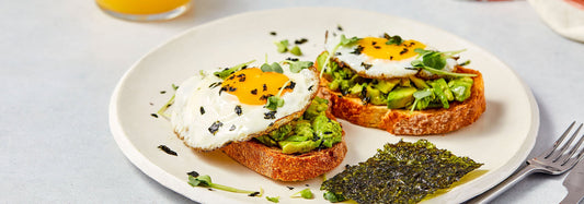 Avocado Toast with Seaweed & Fried Egg