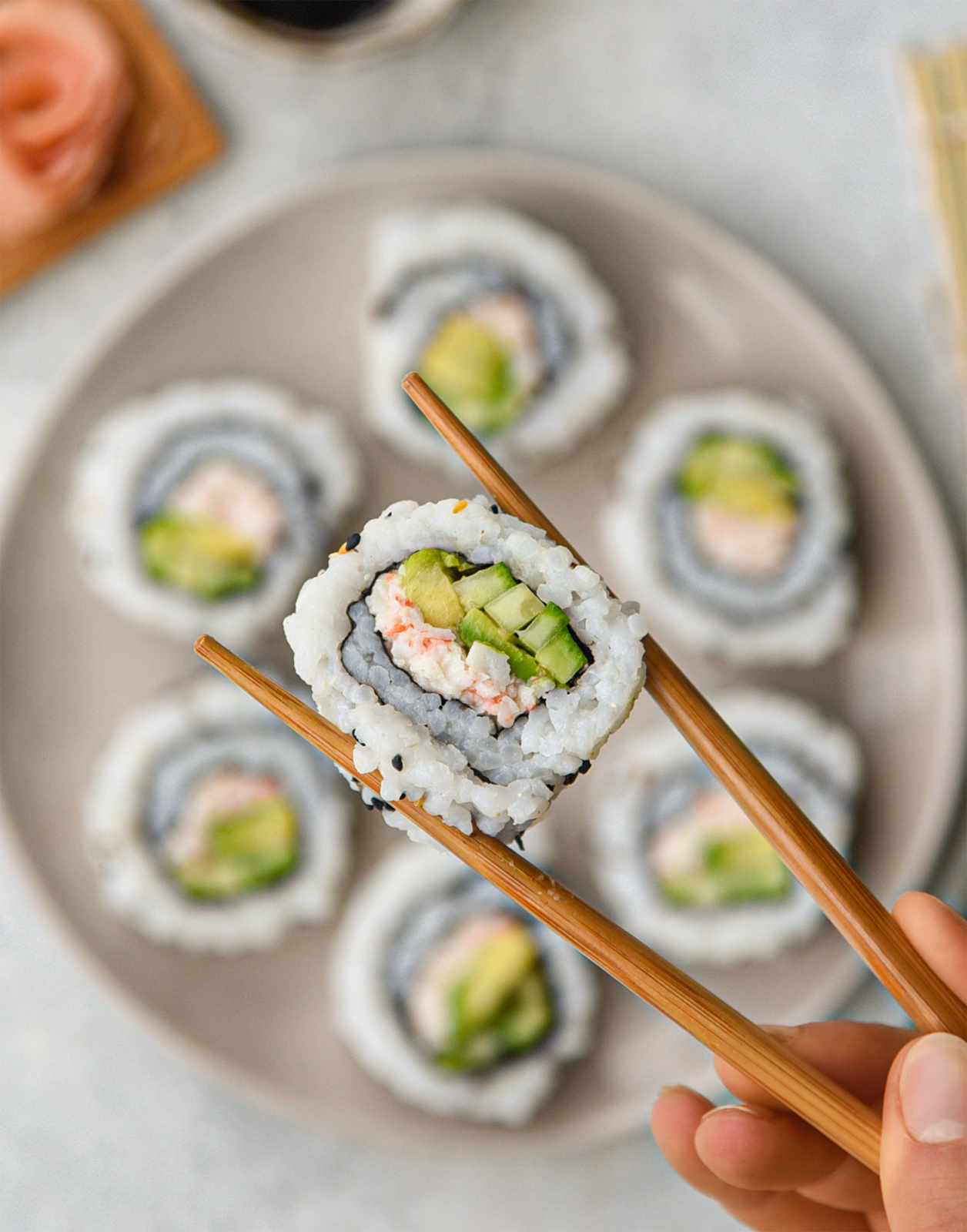 Package of Gimme Seaweed Organic Sushi Nori Sheets, featuring images of sushi rolls and vegetables. USDA Organic, non-GMO certified, Keto-Friendly. Net weight 0.81 oz (23g).